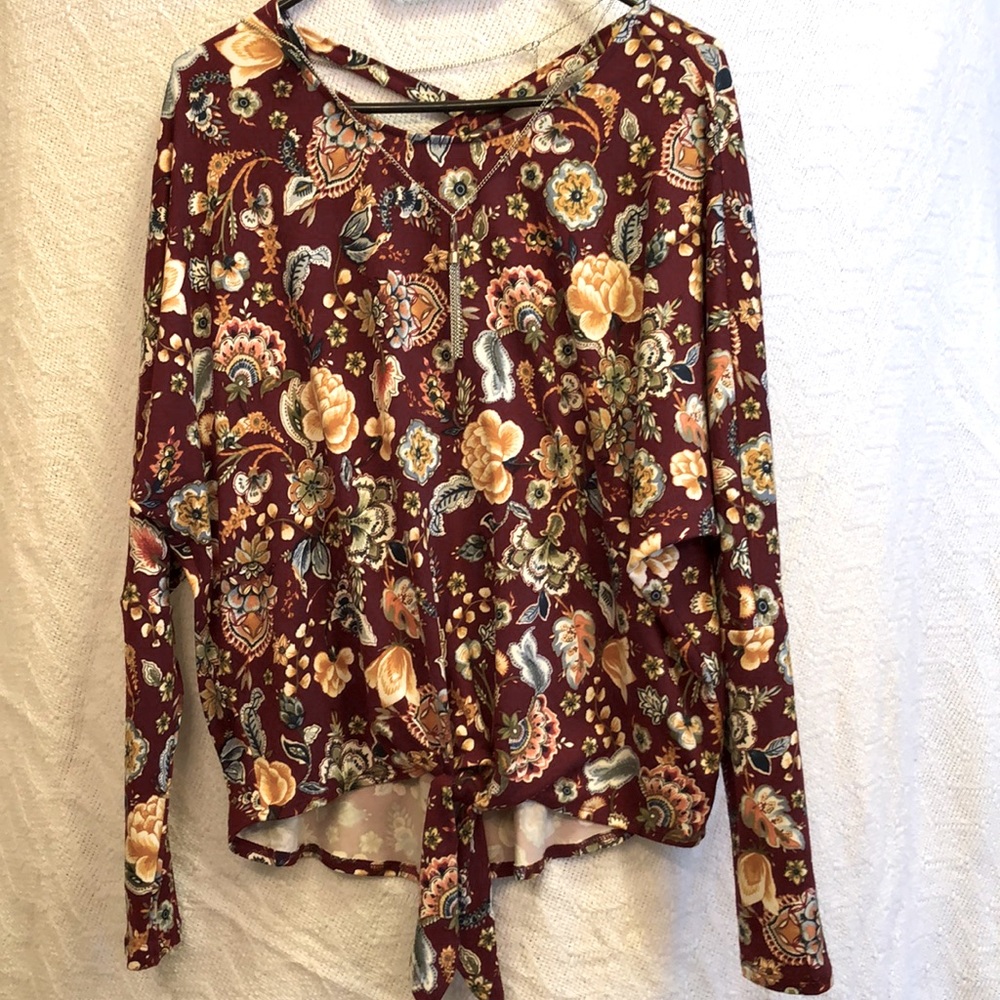 Burgundy long sleeve floral top